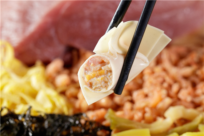 �������